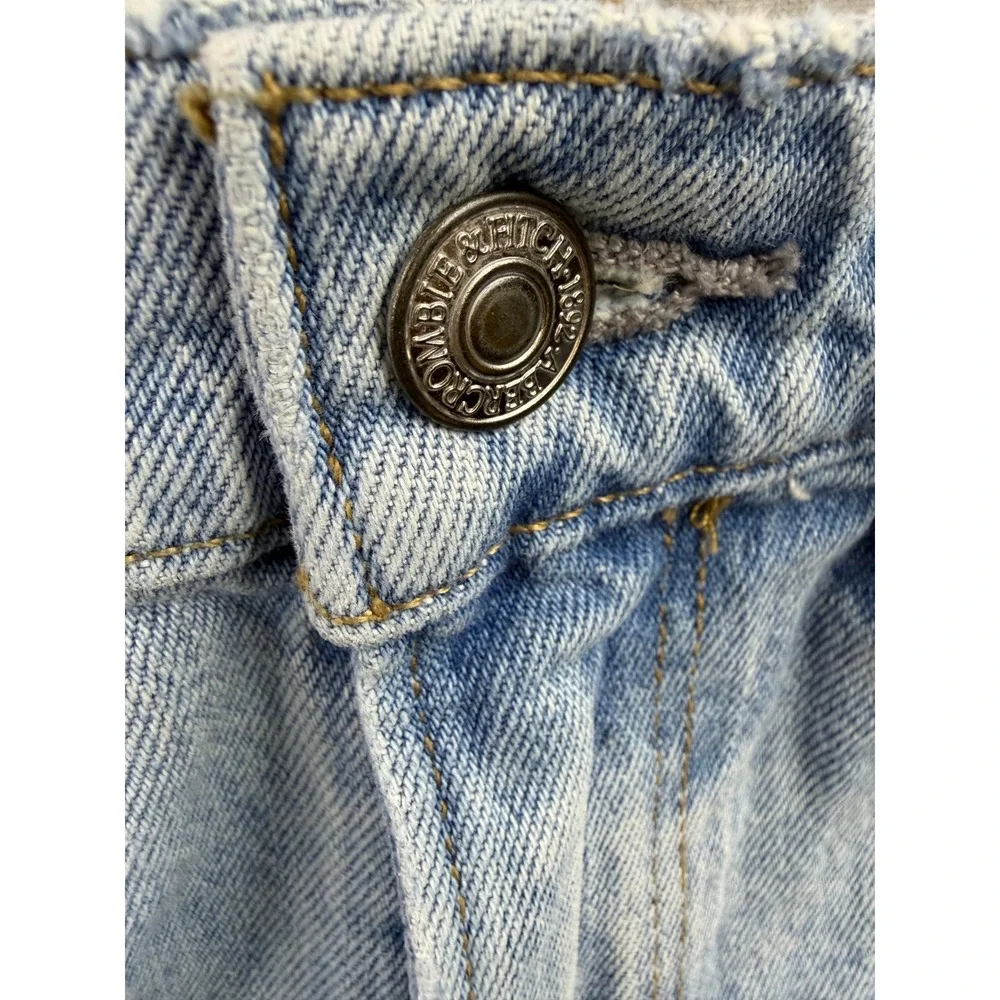 Abercrombie & Fitch The 90s Relaxed Jean Women's Light Wash High Rise 27x30